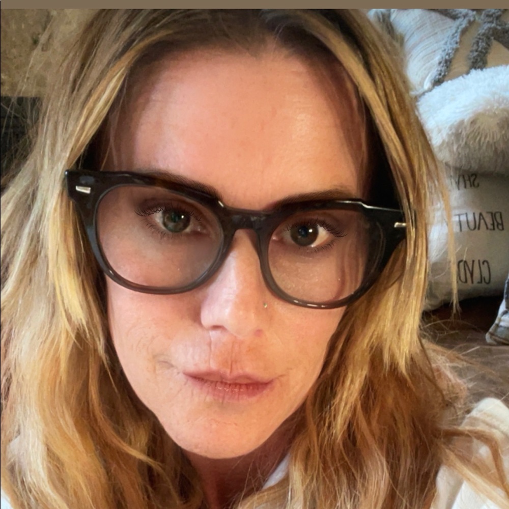 Meet your Posher, Nikole